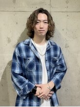 岸 彪馬